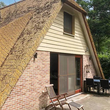 2 Bedroom Gorgeous In Rekem-lanaken *